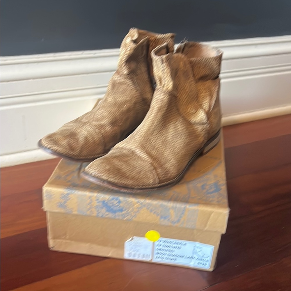 Free People Women's Tan Ankle Boots